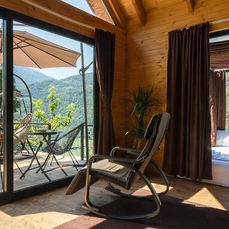 Woodpecker Ვუდფექერი Villa Batumi Eksteriør billede