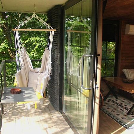 Woodpecker Ვუდფექერი Villa Batumi Eksteriør billede