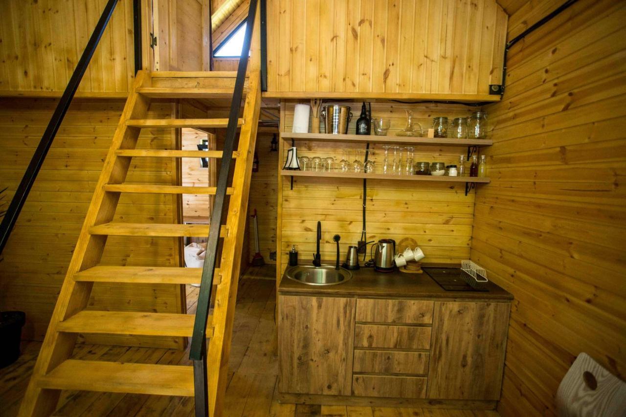 Woodpecker Ვუდფექერი Villa Batumi Eksteriør billede