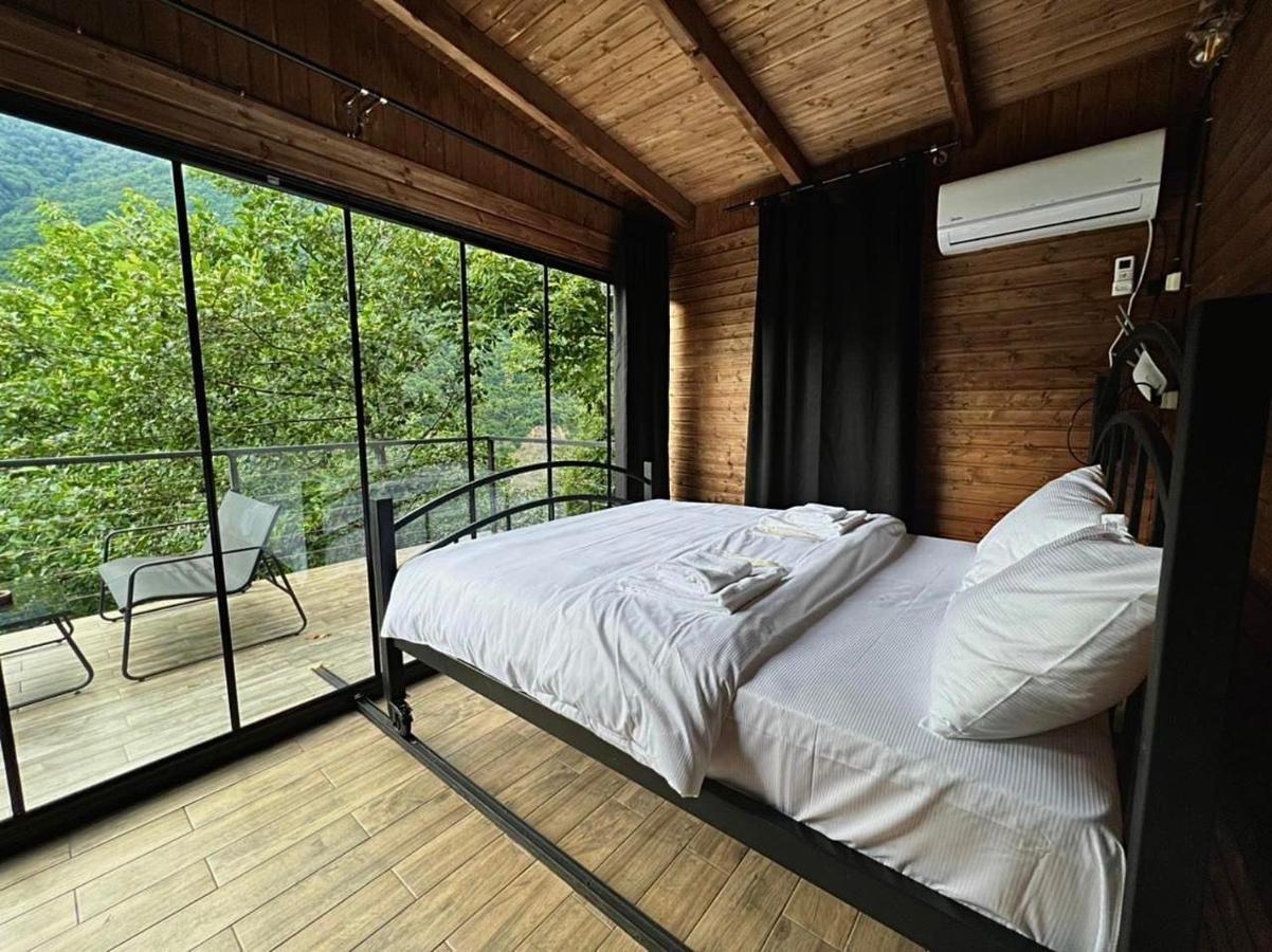 Woodpecker Ვუდფექერი Villa Batumi Eksteriør billede